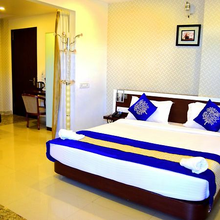 Hotel Landmark Bhubaneswar Zewnętrze zdjęcie